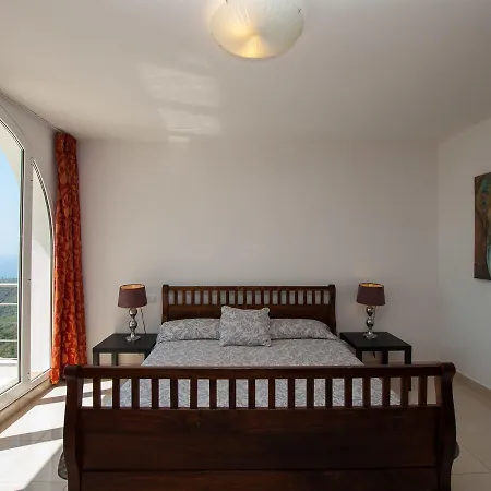 Villa Dali Holiday home